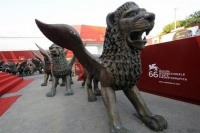 Los leones de Venecia vigilan el famoso Festival de cine